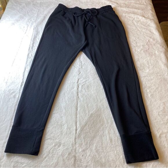 Free People Movement Black Pull-on Joggers Size Medium - Picture 1 of 12